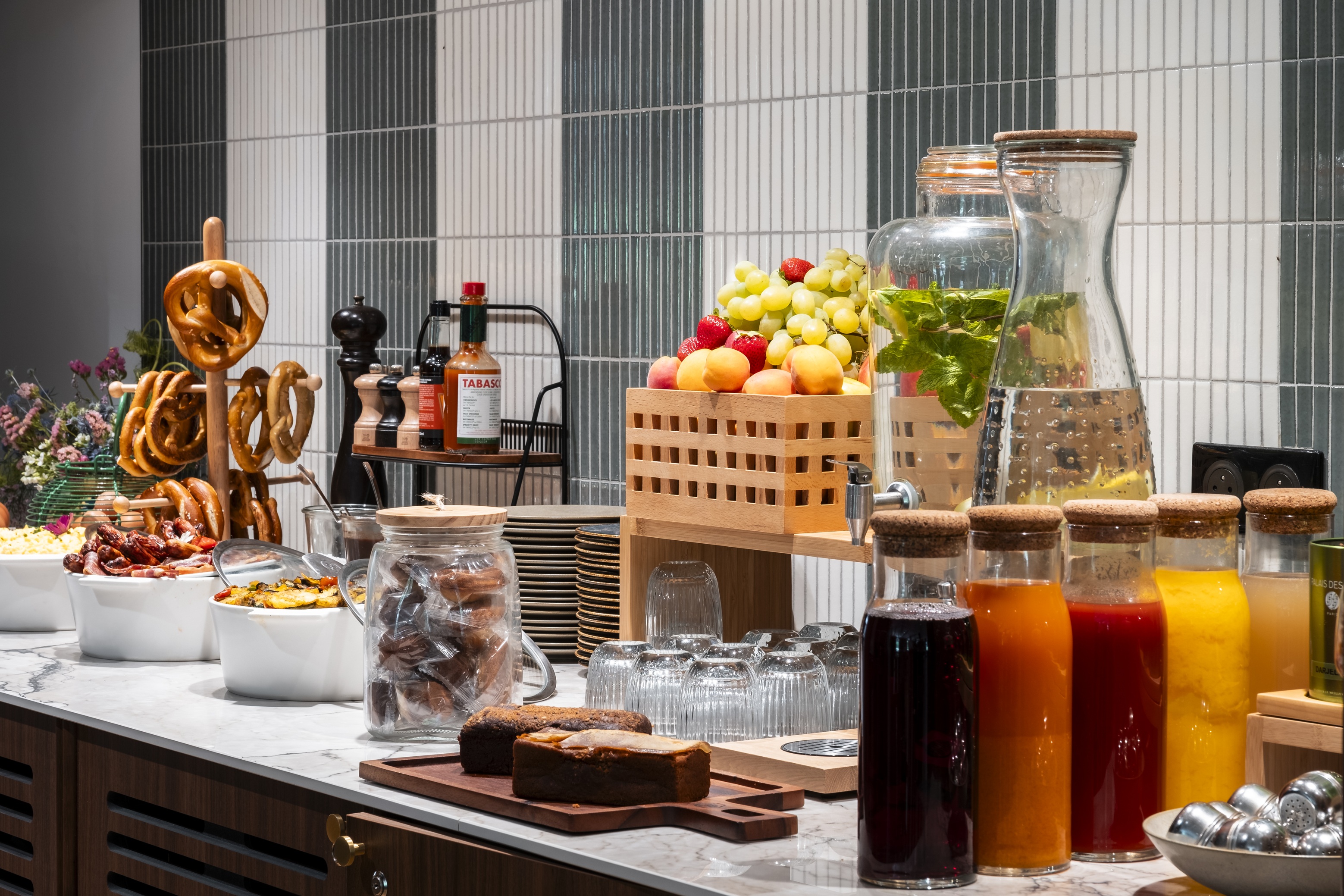 Recrutement: Commis(e) de salle F/H chez ATYPIO à Maintenon