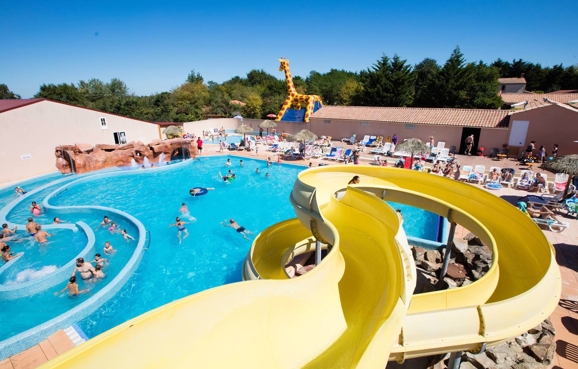 Surveillant De Baignade F H CDD 2 Mois Saint Julien des Landes 
