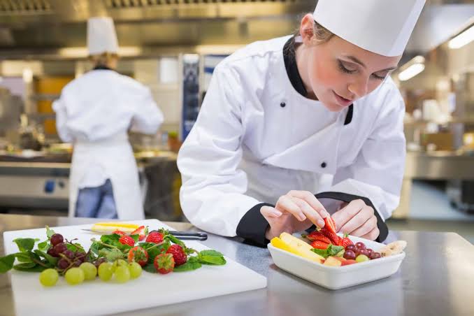 Recrutement: Cuisinier en collectivité F/H chez GE16 Emploi à Angoulême