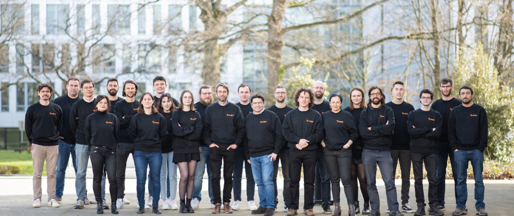 photo-equipe0.5x.png