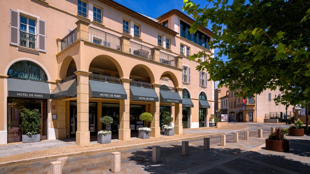 hotelparissttropez1006211758hdromeobalancourt-1024x576.jpg
