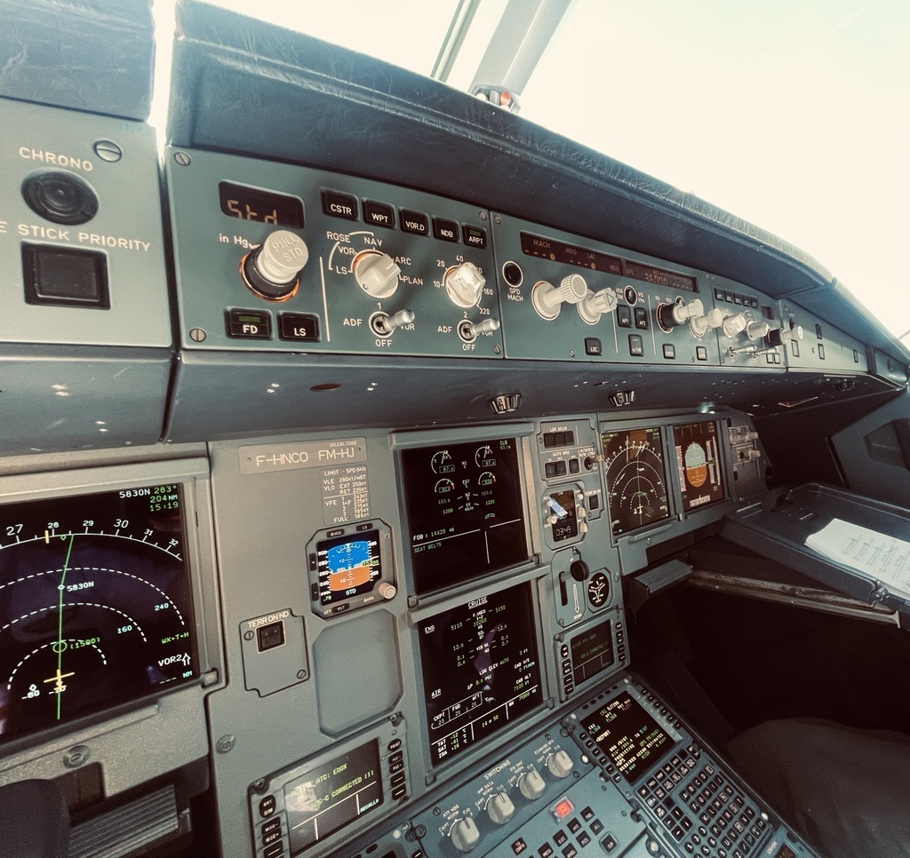 Recrutement: Agent d'opérations / régulation PN F/H chez La Compagnie à Arcueil