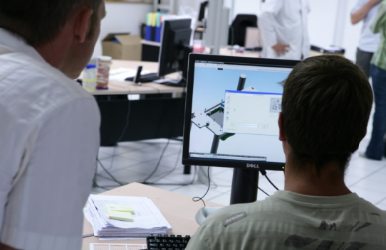 Recrutement: Dessinateur projeteur mouliste F/H chez Lacroix Emballages à Champagnole