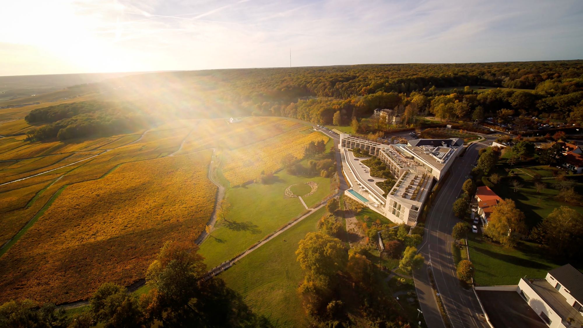 Recrutement: Responsable Commercial F/H chez Royal Champagne Hotel & Spa à Champillon