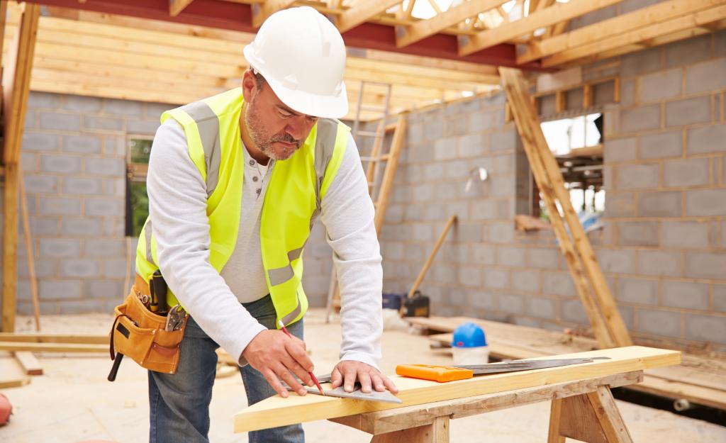 Recrutement: Menuisier de chantier (H/F) chez Les Recruteurs Saintais à Gémozac