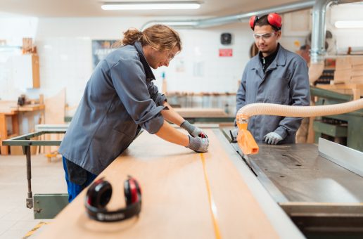 Recrutement: Menuisier Nautique Atelier (H/F) chez LR Intérim – Périgny à Perigny