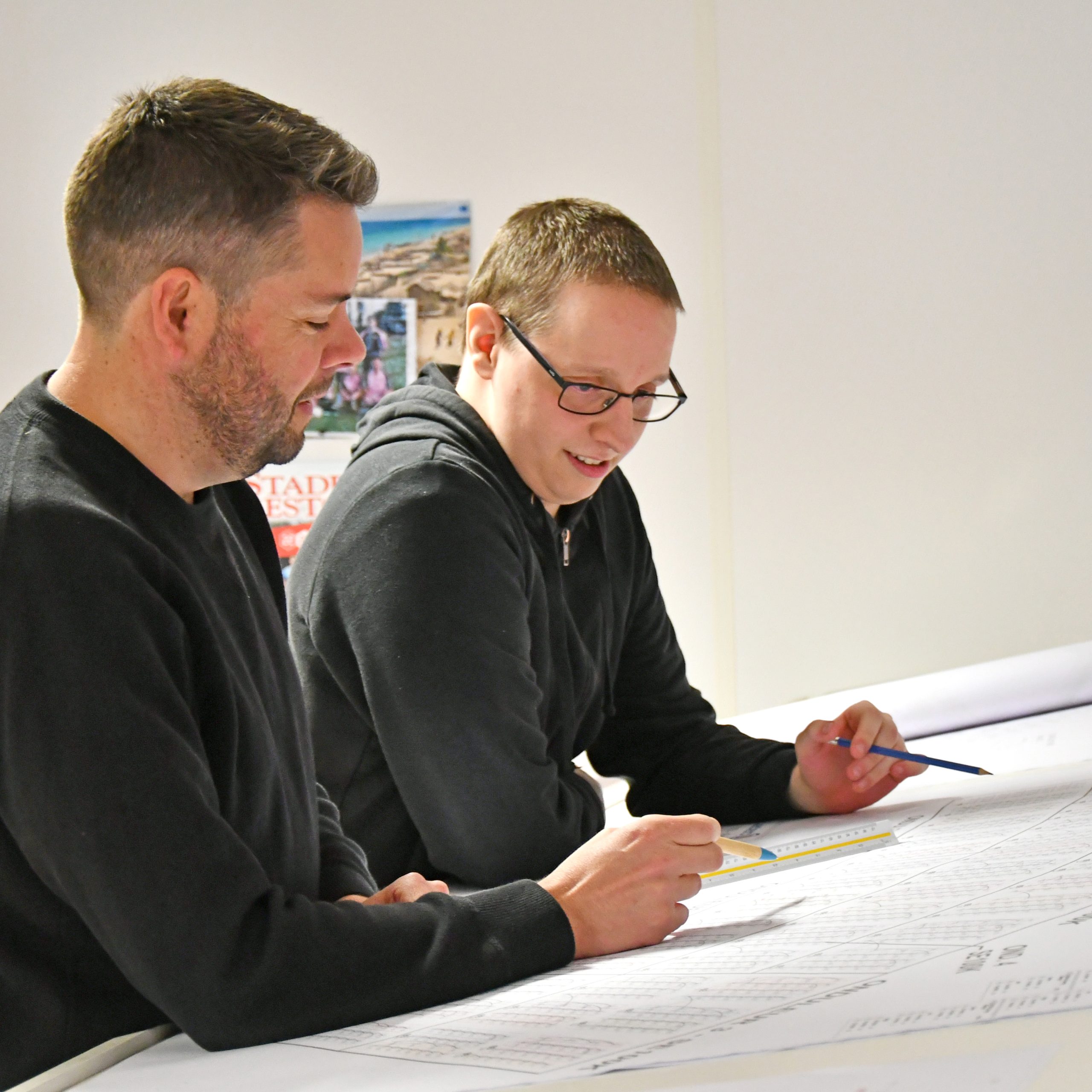 Recrutement: Technicien de bureau d'études F/H chez MADEC Electricité à Landivisiau