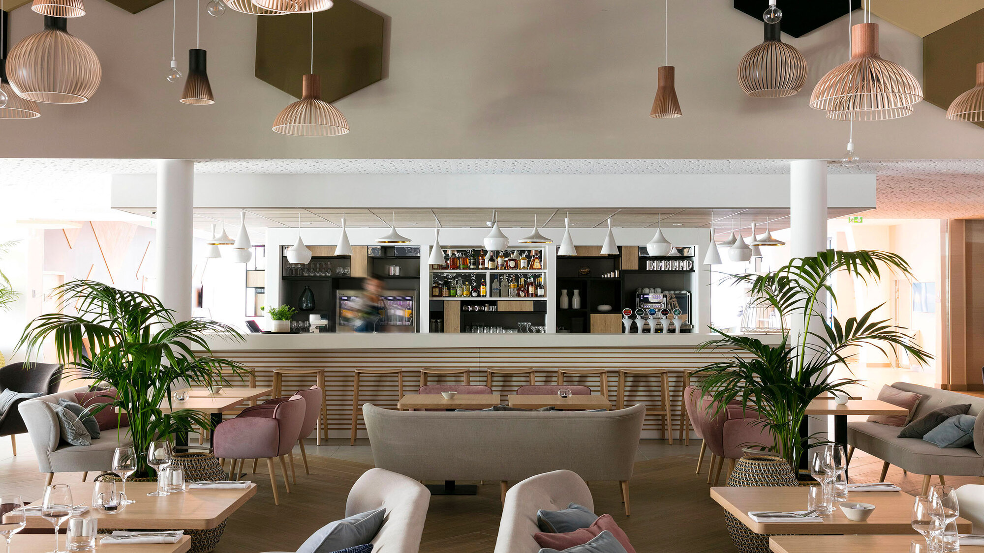 bordeaux---babette-restaurant-concept-store-cote-bar.jpg