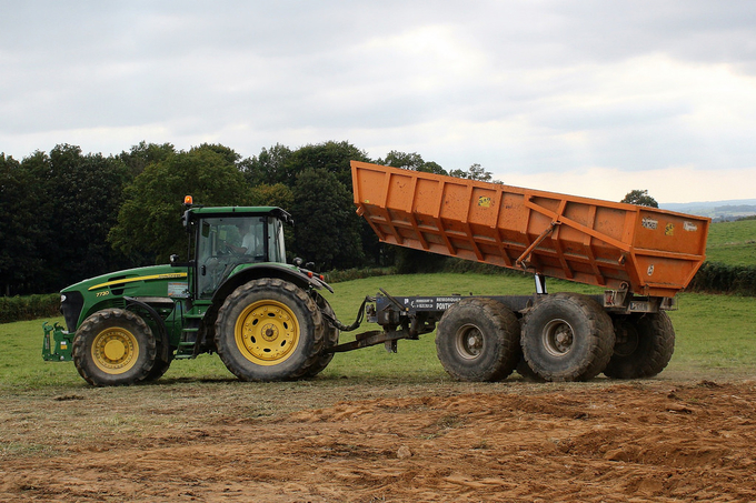 Recrutement: Chauffeur tracteur benne / citerne (H/F) chez Norman à Terres-de-Caux