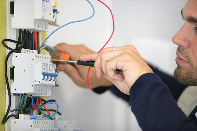 Recrutement: Electricien - électricien câbleur F/H chez Norman à Tremblay