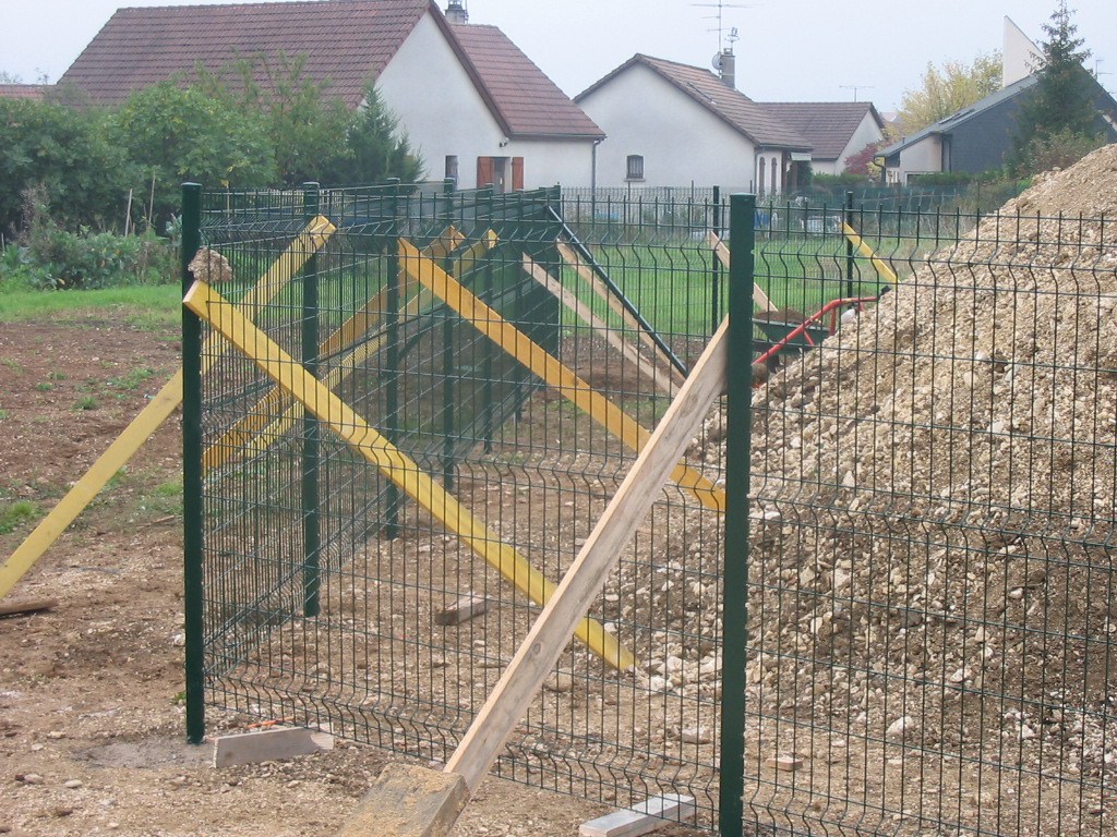 Recrutement: poseur de clôture et portail W/M chez Norman à Brécey