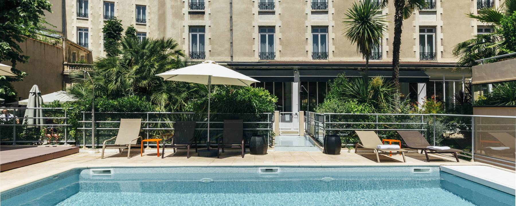 Recrutement: Apprenti Réceptionniste Tournant W/M chez Oceania Hotels à Montpellier