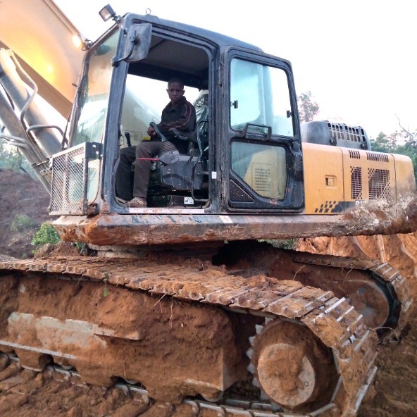 Recrutement: Conducteur d'engin bulldozer  F/H chez PLACIDOM Mayotte à Mamoudzou