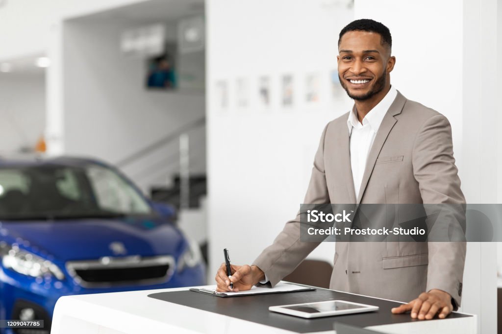 Recrutement: Vendeur Automobile VO F/H chez Réseau Edenauto à Bruges