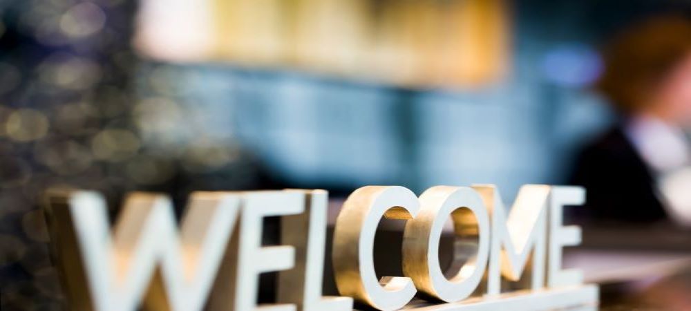 Recrutement: Réceptionniste Tournant F/H chez SUITCASE HOSPITALITY à Bois-Colombes