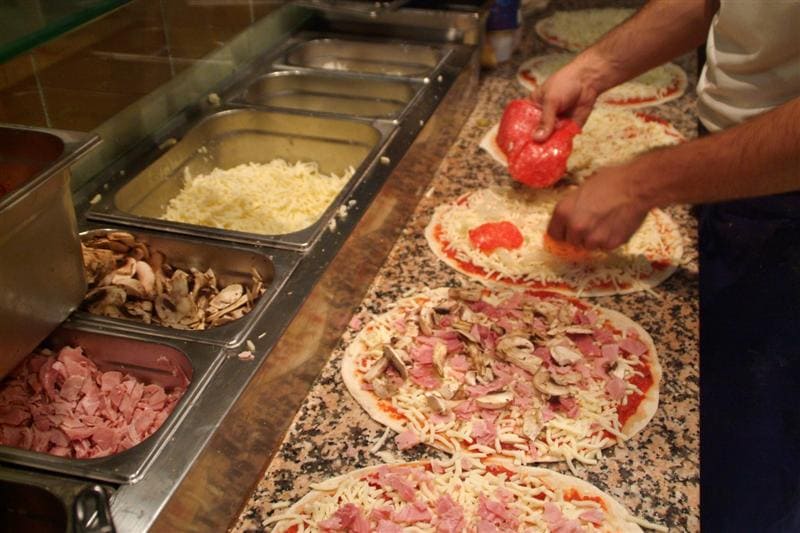 Recrutement: Pizzaiolo(a)/second(e) de cuisine F/H chez Yelloh Village à Puget-sur-Argens