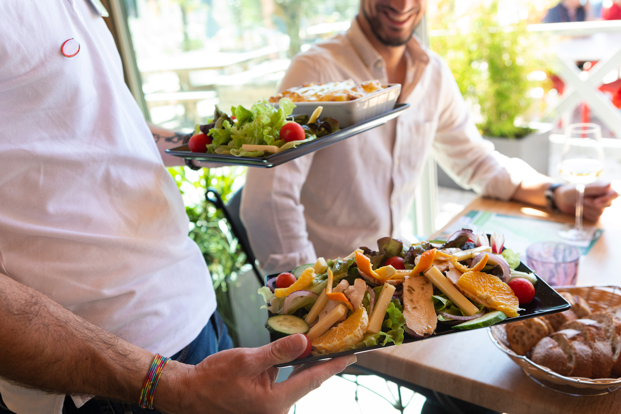 Recrutement: Serveur (veuse) F/H chez Yelloh Village à Clairvaux-les-Lacs